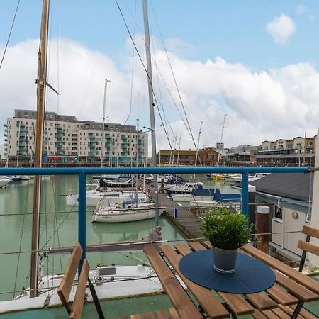 On The Water With Free Parking - By My Getaways Apartment Brighton Exterior foto