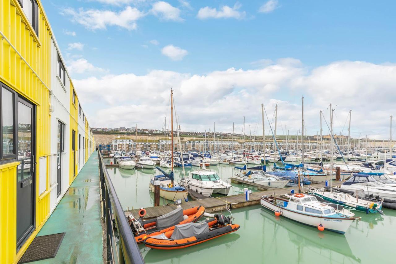 On The Water With Free Parking - By My Getaways Apartment Brighton Exterior foto